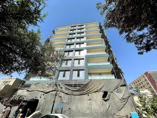 New apartments for sale, 3 and 4 rooms, 178-195 m²