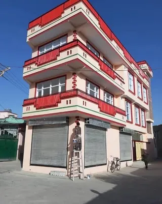 House with 2 shops for sale, 6 rooms, 185 m², Deh Murad Khan, Kabul