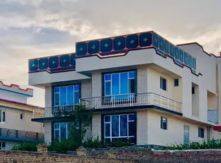 Luxury house for sale, 11 bedrooms, 300 m², Beni Hesar, District 8, Kabul