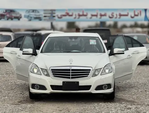 مرسیدس بنز E300 2013