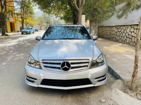 مرسیدس بنز 2012