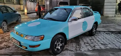 تویوتا کرولا 1995