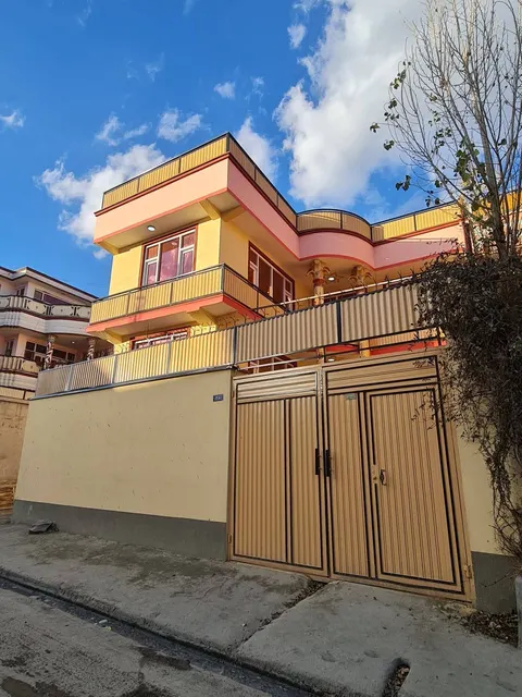 3-storey house for sale, 5 rooms, 165 m², District 6, Kabul