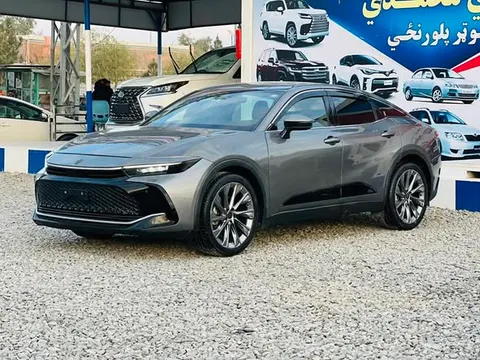 Toyota Crown 2023