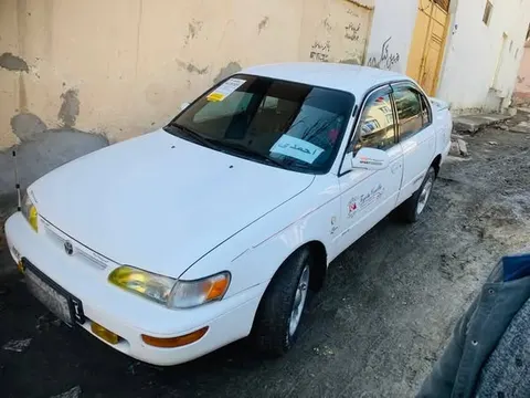 تویوتا کرولا 1996
