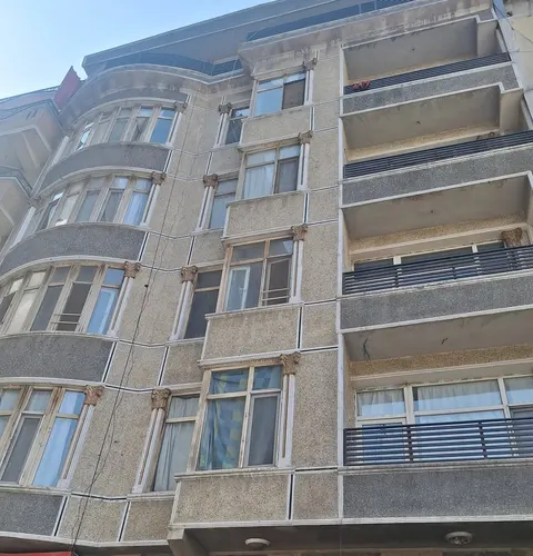 6-storey building for sale, 10 units and 1 shop, 210 m², Karte 4, Kabul