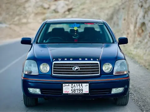 Toyota Progres 2002