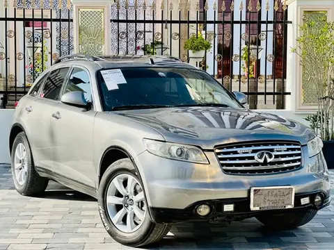 Infiniti 2004