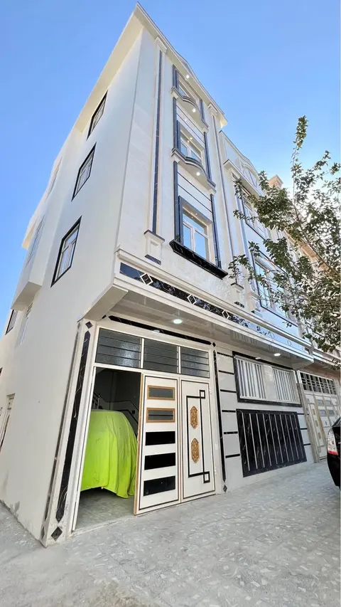 Luxury 3.5-storey corner house for sale, Herat