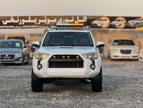 Toyota 4Runner SR5 2018
