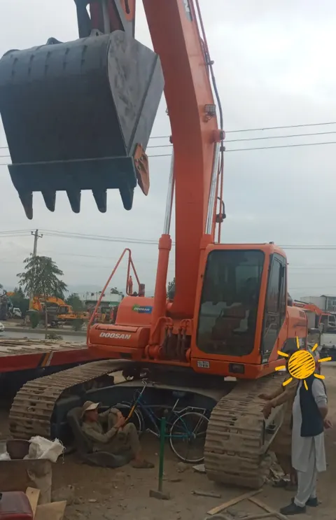 Doosan 300 Excavator 2012