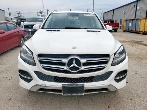 Mercedes-Benz 2017