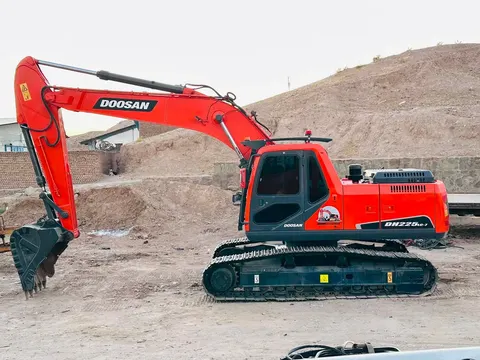 Doosan 225 Excavator 2010