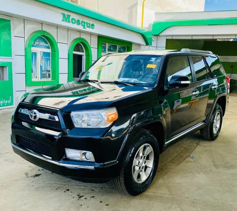 Toyota 4 Runner SR5 2011