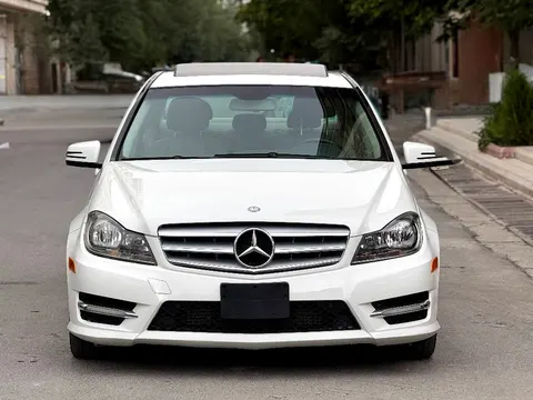 Mercedes-Benz 2012