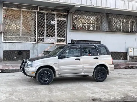 سوزوکی ویتارا 1999