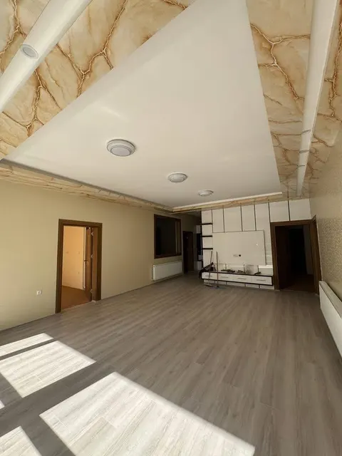Apartment for sale, 4 rooms, 218 m², 2nd floor, Jamal Mina, Kabul