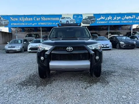 تویوتا 4Runner 2016