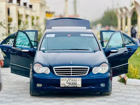 Mercedes-Benz 2005