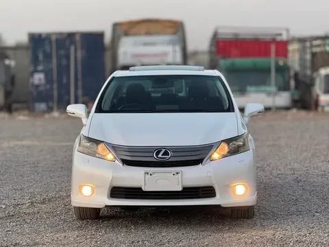 Lexus 2011