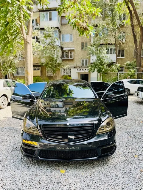 Mercedes-Benz S63 AMG 2008