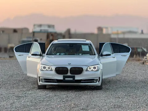 BMW 740i 2013