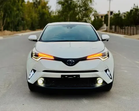 تویوتا C-HR هایبرید 2018