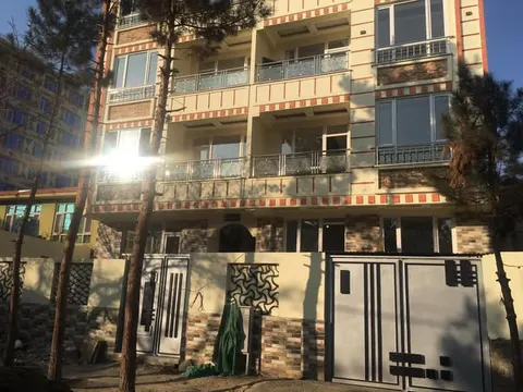 Apartment for sale, 3 rooms, 130 m², with roof terrace, 1st floor, near Golai Park