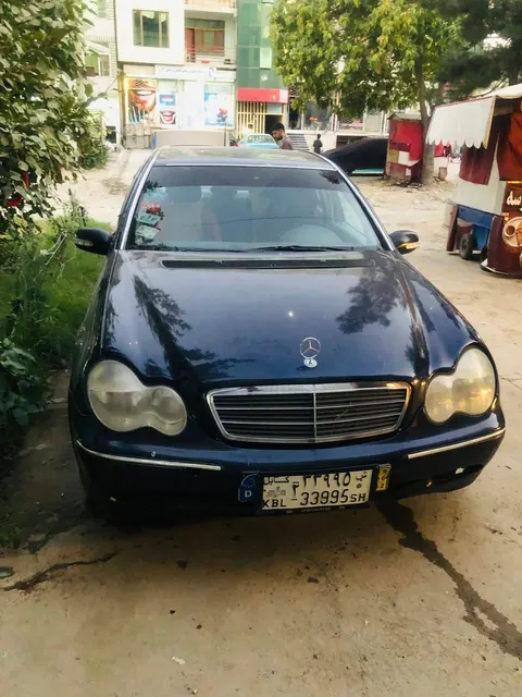 Mercedes-Benz 2001