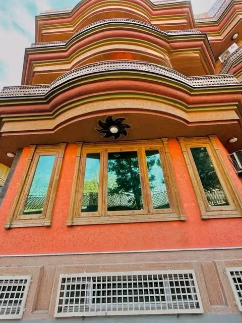 4-storey house for rent, 12 rooms, for offices, Taimani, Kabul
