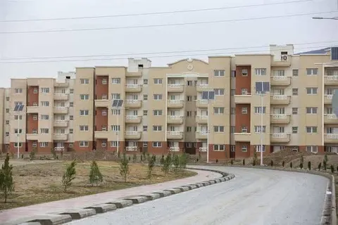 Apartment for sale, 3 rooms, 81 m², 5th floor, Shahrak-e Arabha, District 15