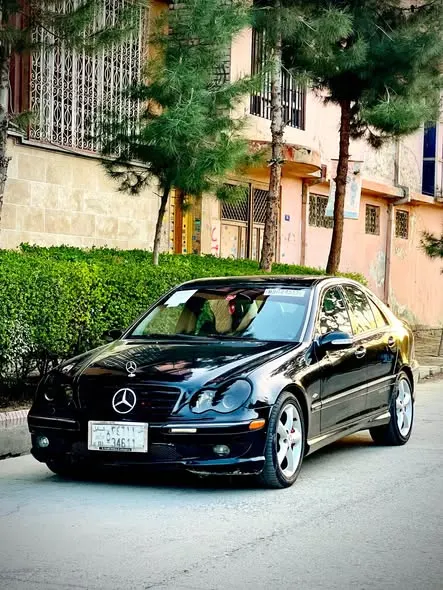 Mercedes-Benz 2005