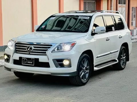 لکسس LX570 2012