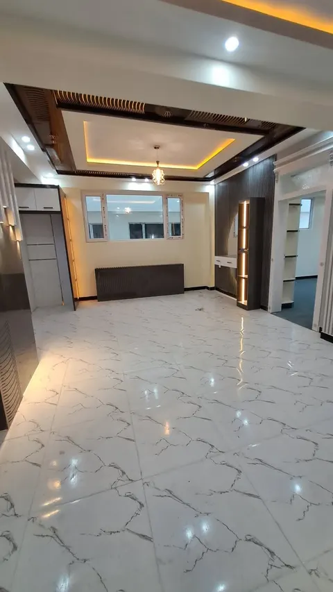 VIP apartment for sale, 3 rooms, 260 m², 4th floor, with roof terrace, Khisht-e Hochtief, District 11, Kabul