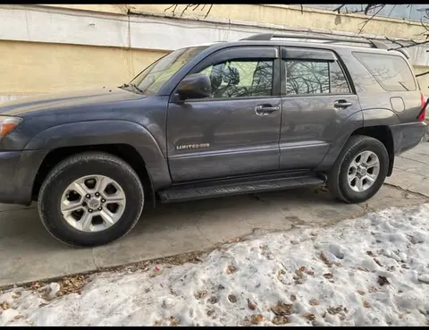 تویوتا 4Runner 2004