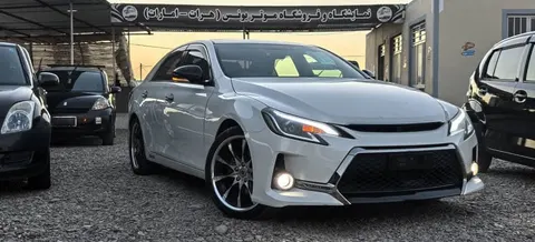 Toyota Mark X 2010