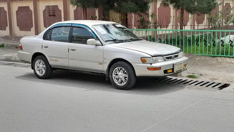 تویوتا کرولا 1997