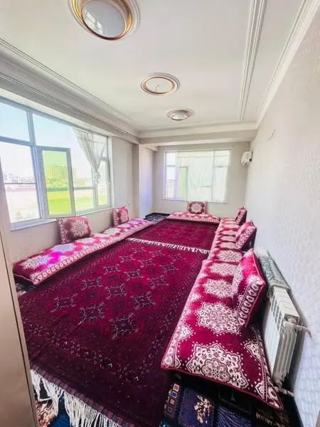 Corner apartment for sale, 3 rooms, 180 m², 4th floor, behind Lycee Habibia