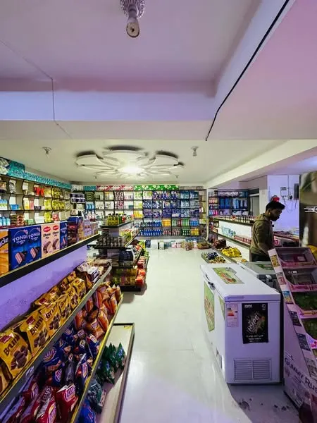 Shop for sale, 123 m², Karte 3, District 6