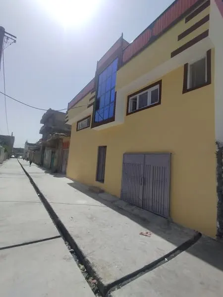 House for sale, 6 rooms, 350 m², with full basement and roof terrace