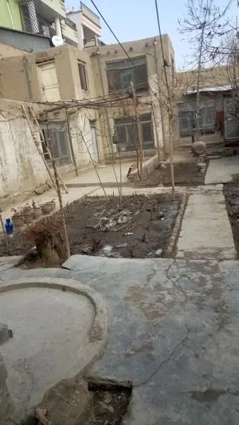 House with 2 shops for sale, 5 rooms, 3 biswa, Airport Road, District 9