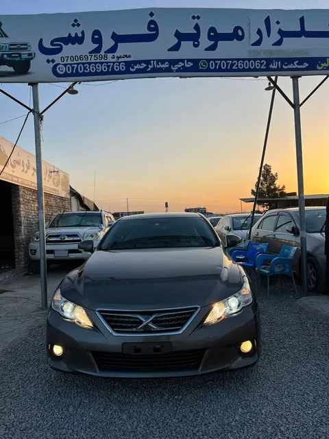 Toyota Mark X 2010