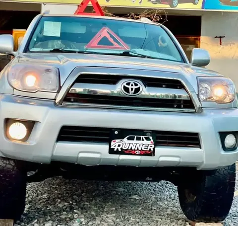 تویوتا 4Runner 2005