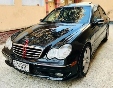 Mercedes-Benz 2005