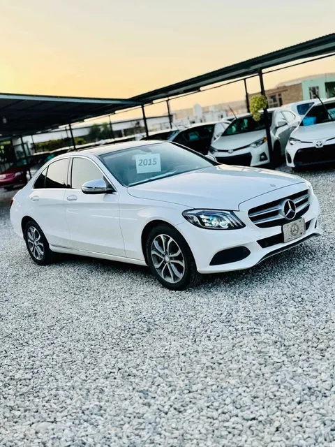 Mercedes-Benz 2015