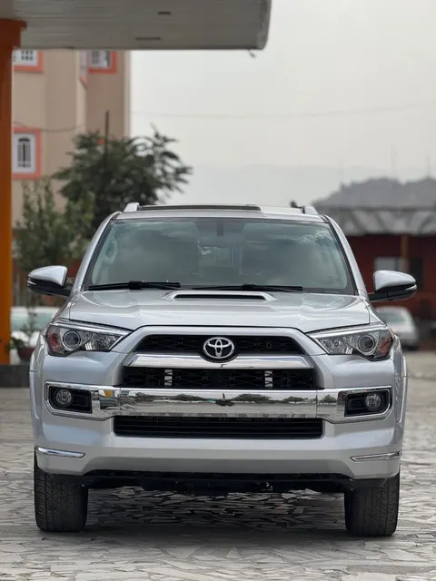 TOYOTA 4RUNNER LIMITED AMERICAN 2016