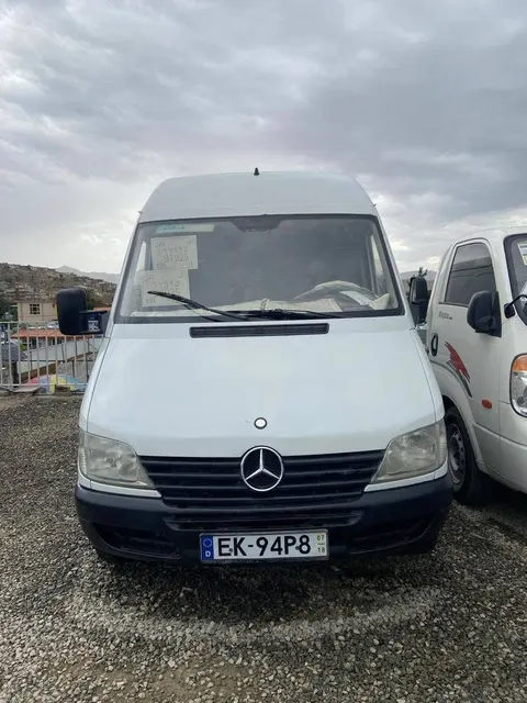 Mercedes-Benz Sprinter 2000, 1KZ Engine, Manual, Newly Imported
