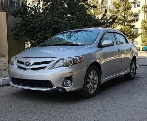 Toyota Corolla 2010, 4-Cylinder, Petrol, Automatic, Sunroof, Kabul