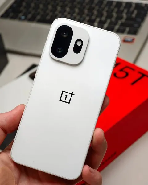 OnePlus 15T 512GB 16GB RAM White, Sealed Box