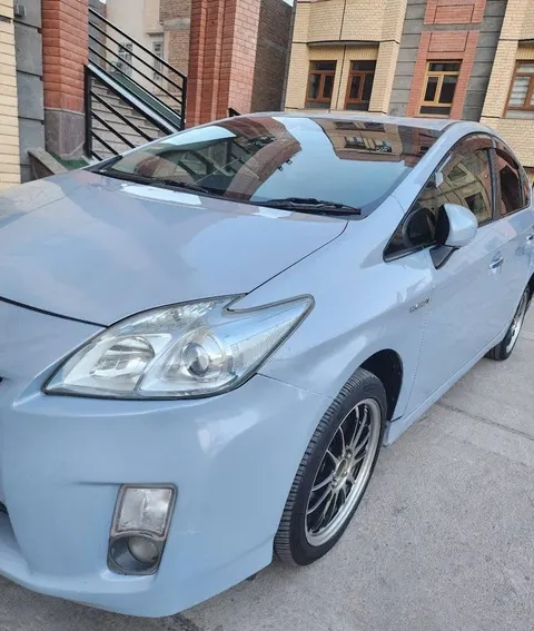 Toyota Prius 2010 Hybrid, Pistachio Colour, Sport Wheels
